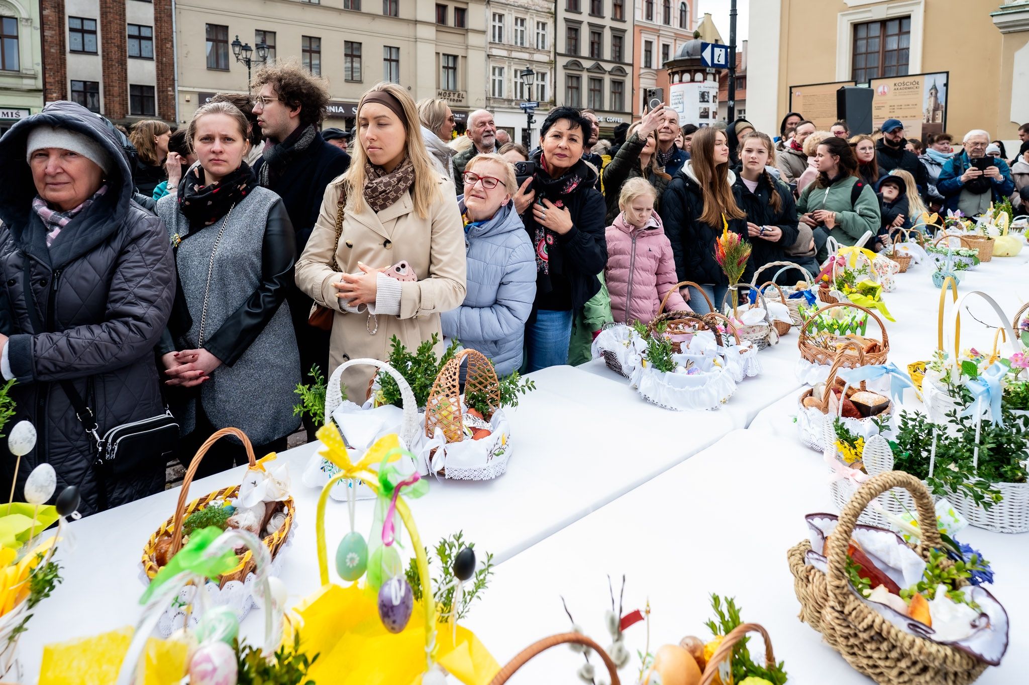 Tłumy na toruńskiej święconce.