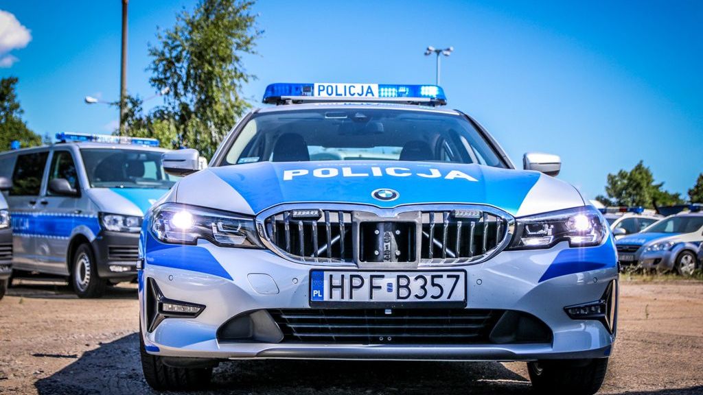 Po raz pierwszy do polskiej policji trafiły oznakowane samochody bmw