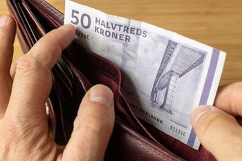 Bank w Europie radzi, by wypłacać gotówkę. O co chodzi?