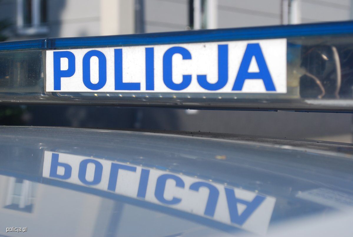 33-latek uszkodził 17 pojazdów-usłyszał zarzuty.