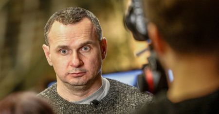 Nagrał wideo prostu z frontu. Przyznał, że jest ranny