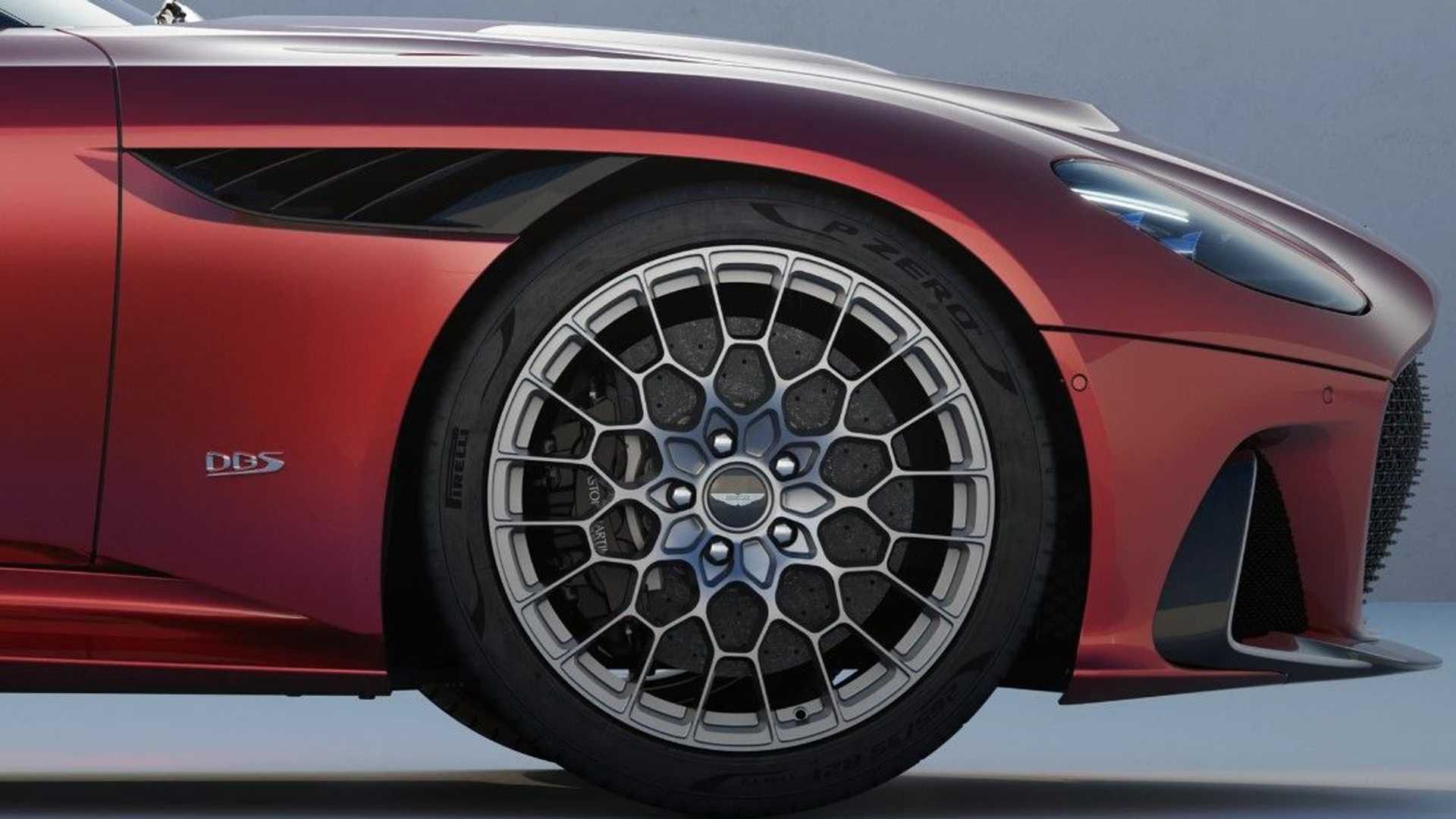 Aston Martin DBS 770 Ultimate Volante
