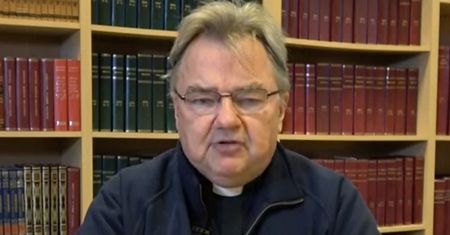 Nie takiej odpowiedzi Watykanu spodziewał się ksiądz. - To szkodzi nam wszystkim