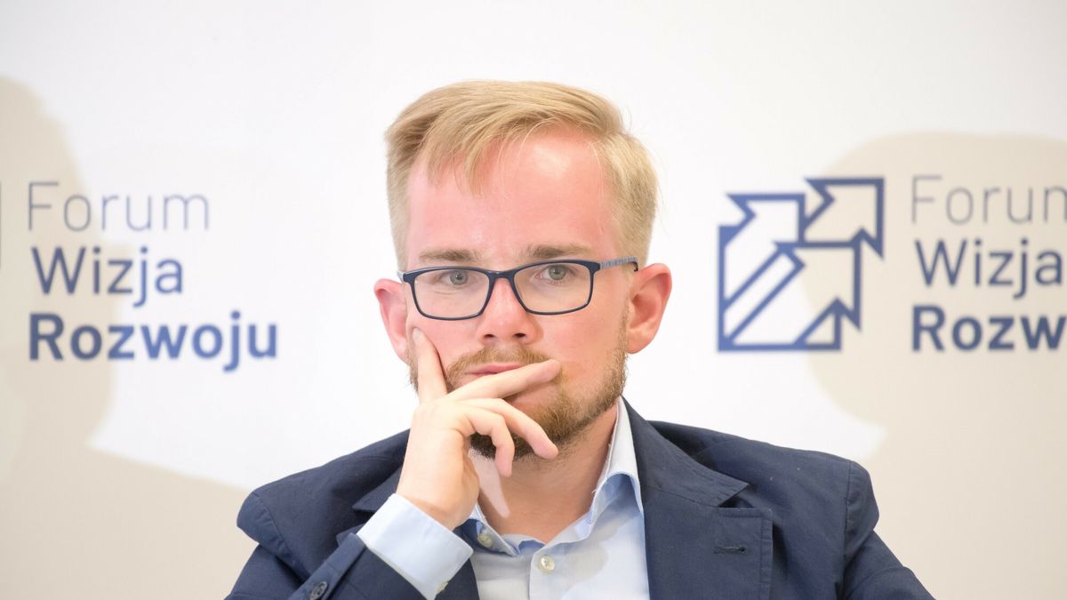 Piotr Patkowski nie może być pewien, że zagrzeje miejsce na fotelu szefa Polskiej Agencji Nadzoru Audytowego