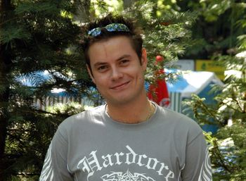 Bartek Wrona ma 44 lata. Tak dziś zarabia były gwiazdor "Just 5"