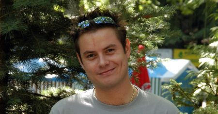 Bartek Wrona skończył 44 lata. Tak dziś zarabia na życie