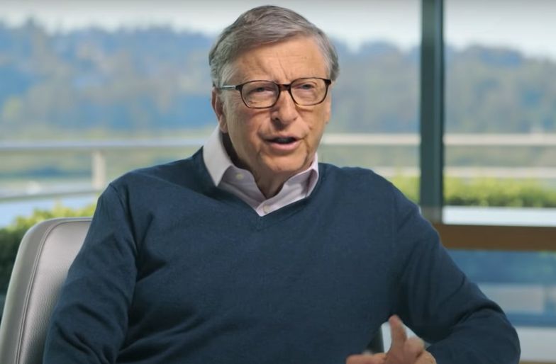 Bill Gates przerażony omikronem. "Wkraczamy w najgorszy moment pandemii"
