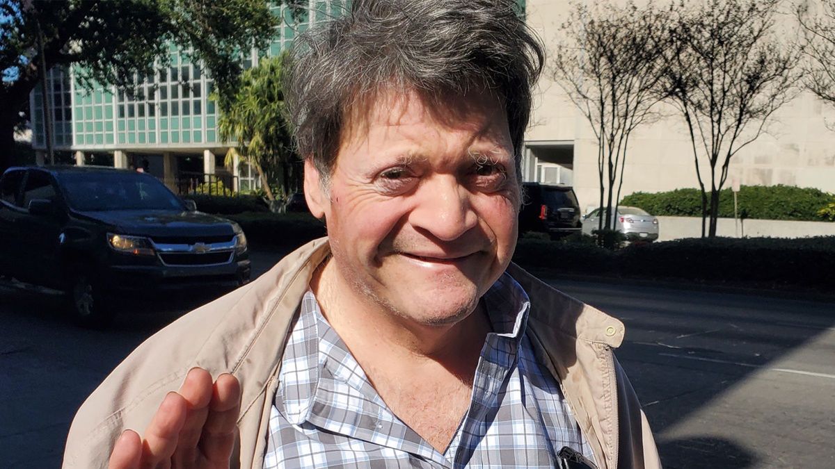 Rodzice pozostawili 59-latkowi w spadku prawdziwą fortunę. Padł jednak ofiarą bezwzględnej oszustki (GoFundMe)