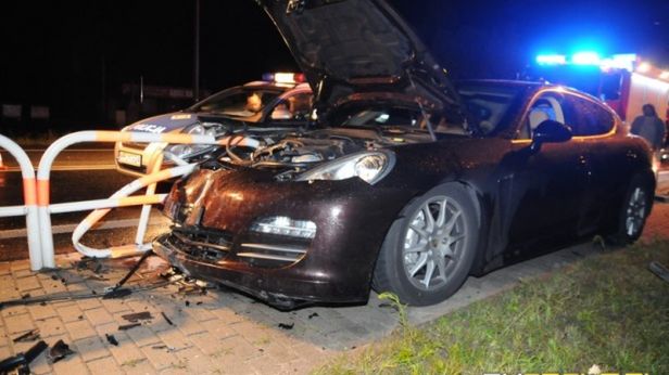 Porsche Panamera Crash