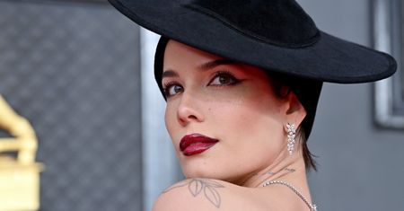 Halsey prezentuje figurę po ciąży. Co za forma!