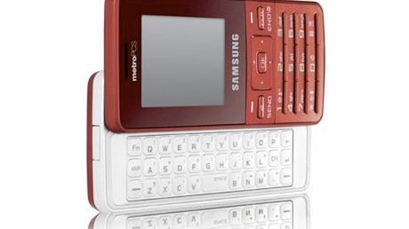 Samsung R410 z klawiaturą QWERTY 1