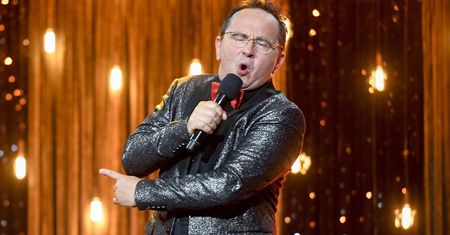 Satyryk wbił szpilę TV Republika. "Każdy by chciał mieć dużo siana"