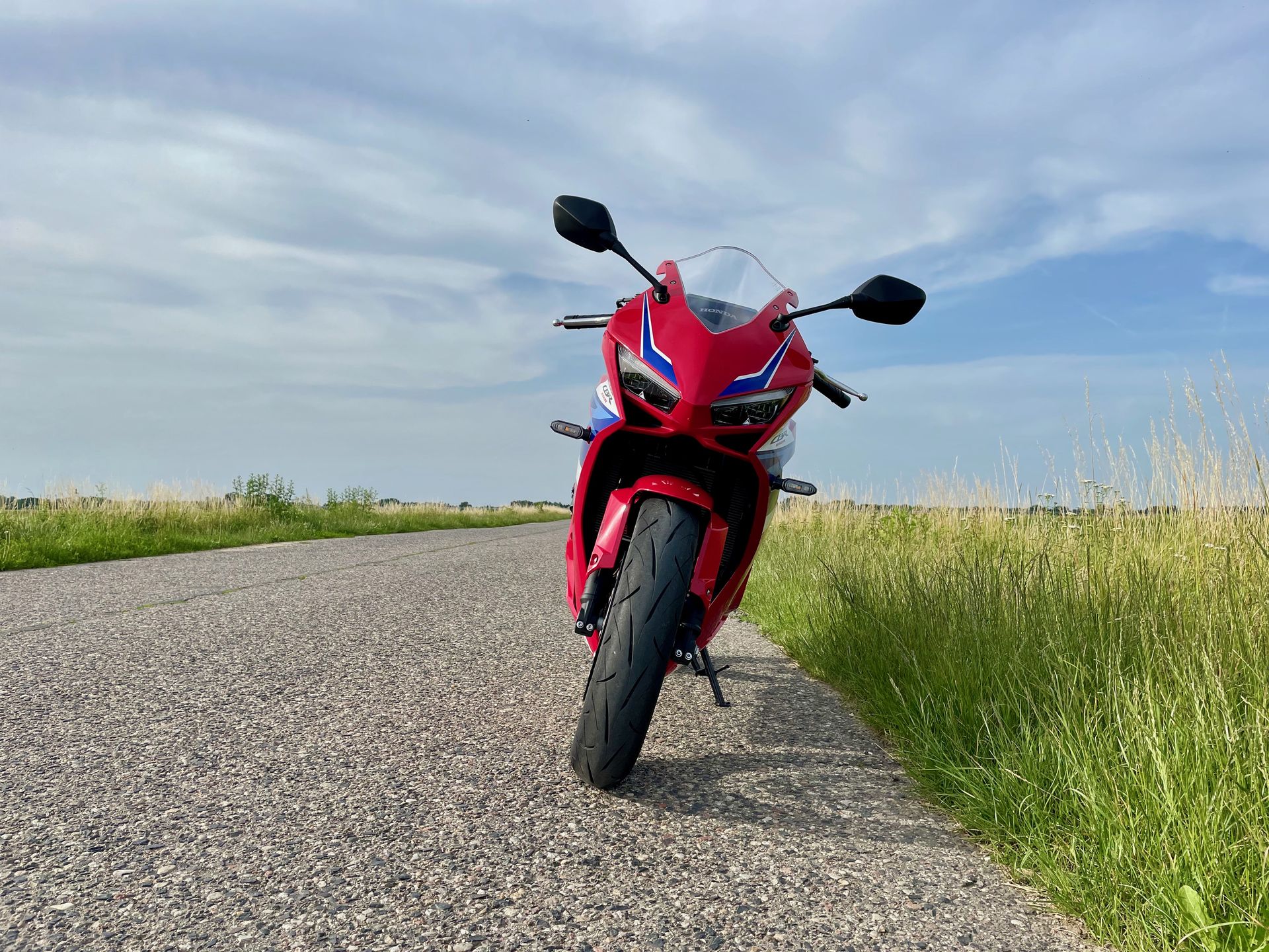 Honda CBR650R E-Clutch