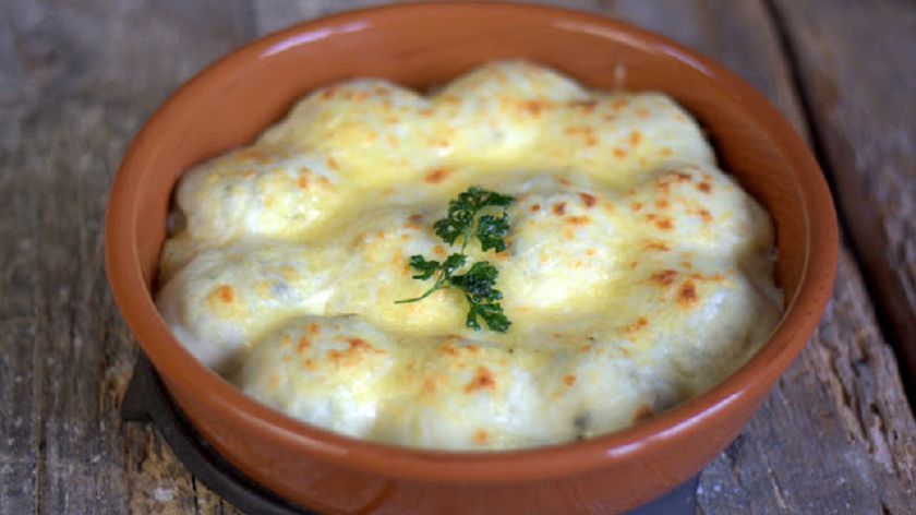 Jajka faszerowane na ciepło