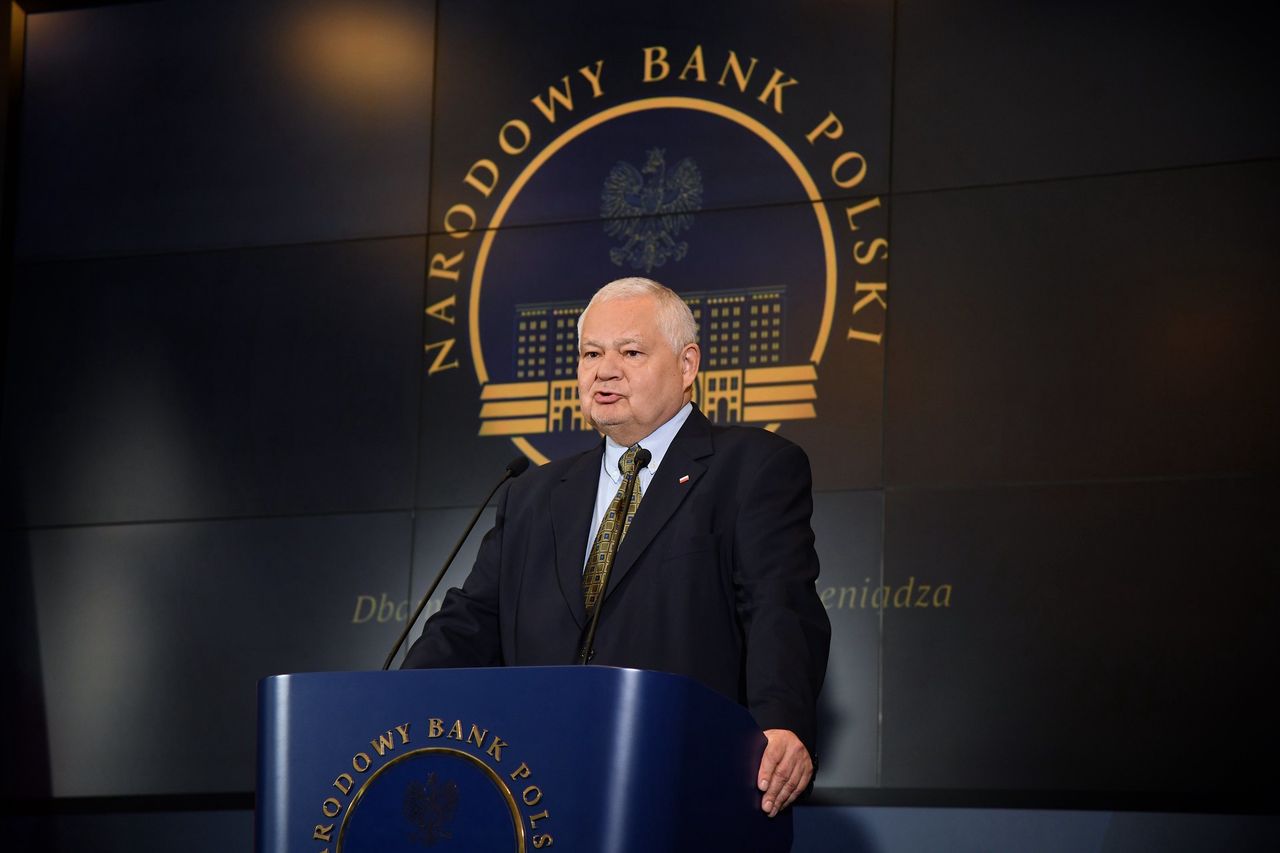 Byli prezesi NBP ostro krytykują politykę pieniężną banku. To pierwszy taki apel