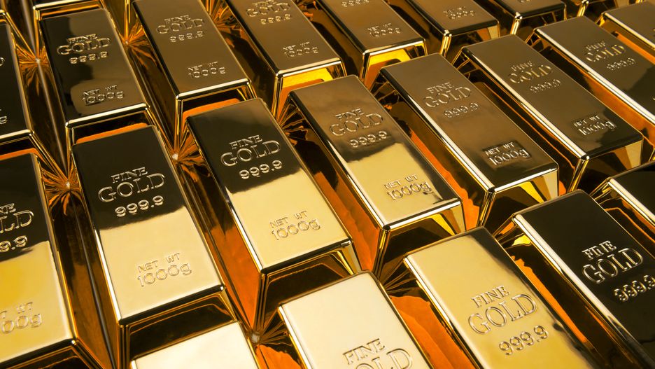 gold, bar, investment, wealth, selling, brick, life, money, block, safe, rich, market, financing, economics, fortune, retail, precious, fine, business, jewelry, concept, buying, success, win, value, commercial, luxury, finance, treasure, bank, abundance, security, luck, shiny, monetary, evaluate, heritage, currency, pure, golden, credit, trade, financial, savings, exchange