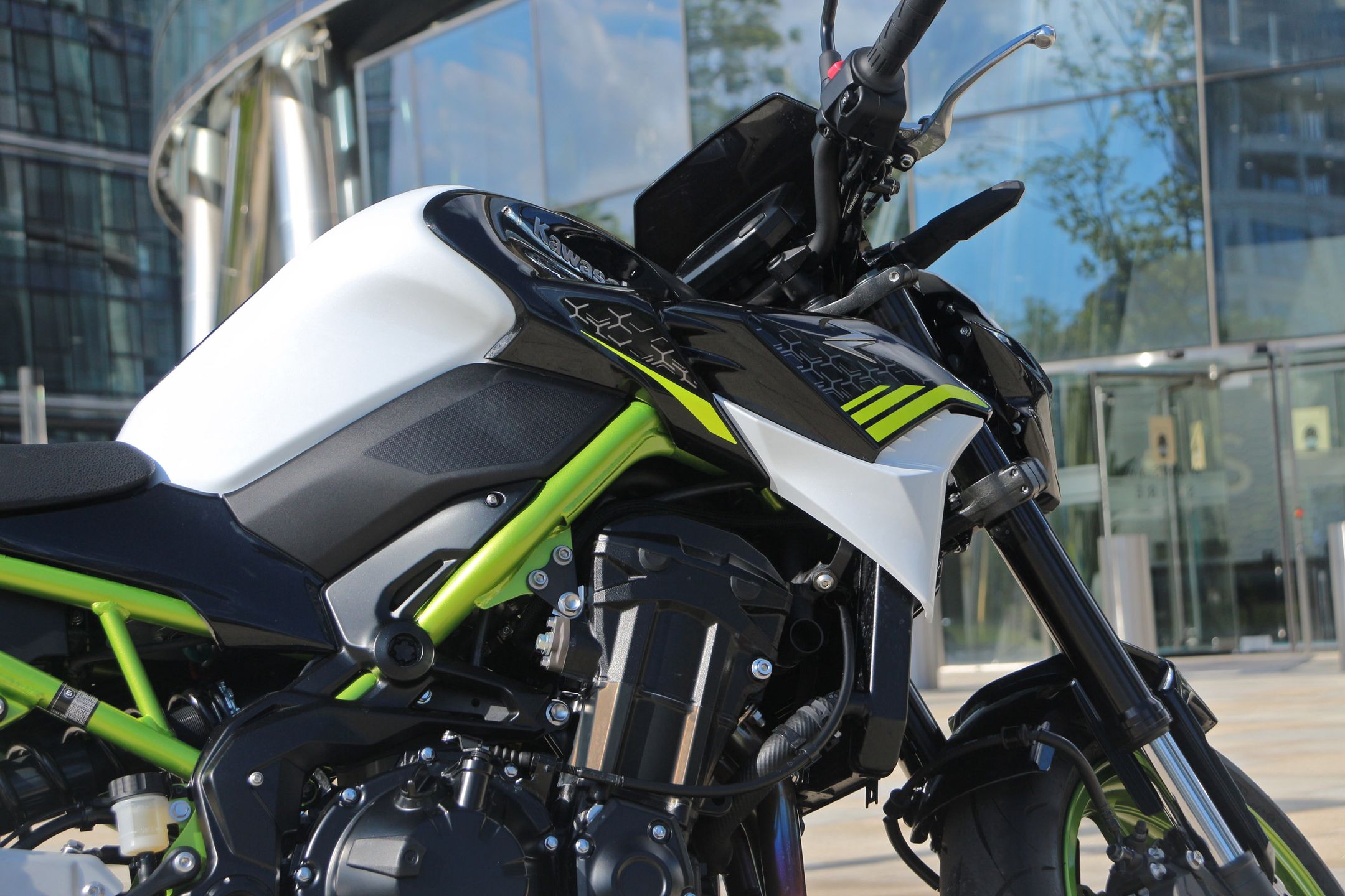 Kawasaki Z900 Performance