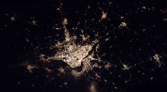 20 miast widzianych nocą z kosmosu 15