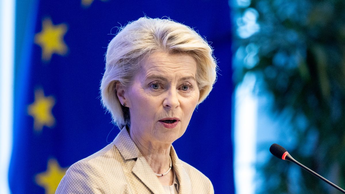 BRUSSELS, BELGIUM - SEPTEMBER 16: European Commission President Ursula von der Leyen addresses the audience during the conference ‘One Year After the Draghi Report’ at the EU Charlemagne building on September 16, 2025 in Brussels, Belgium. The Draghi Report, an analysis of competitiveness in the EU's single market by the former Italian Prime Minister Mario Draghi, was published last September. (Photo by Omar Havana/Getty Images)
