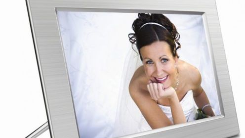 Walentynkowy konkurs - wygraj cyfrową ramkę Philipsa i zegarek Jacques Lemans! 1