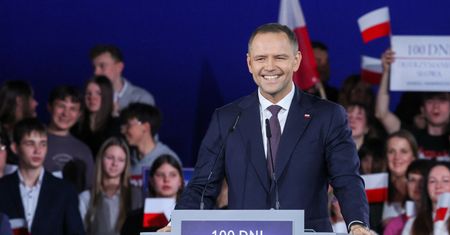 Czy Nawrocki zostanie szefem prawicy? Polacy mocno podzieleni