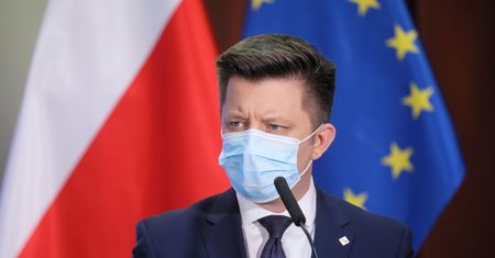 Uchodźcy na granicy. Dworczyk o "wojnie hybrydowej" z Białorusią. "Nie dajmy się wciągnąć w tę grę"
