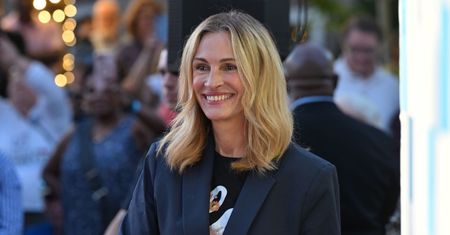 Ma już 57 lat, a zachwyca figurą i formą. Jaki sekret skrywa Julia Roberts?