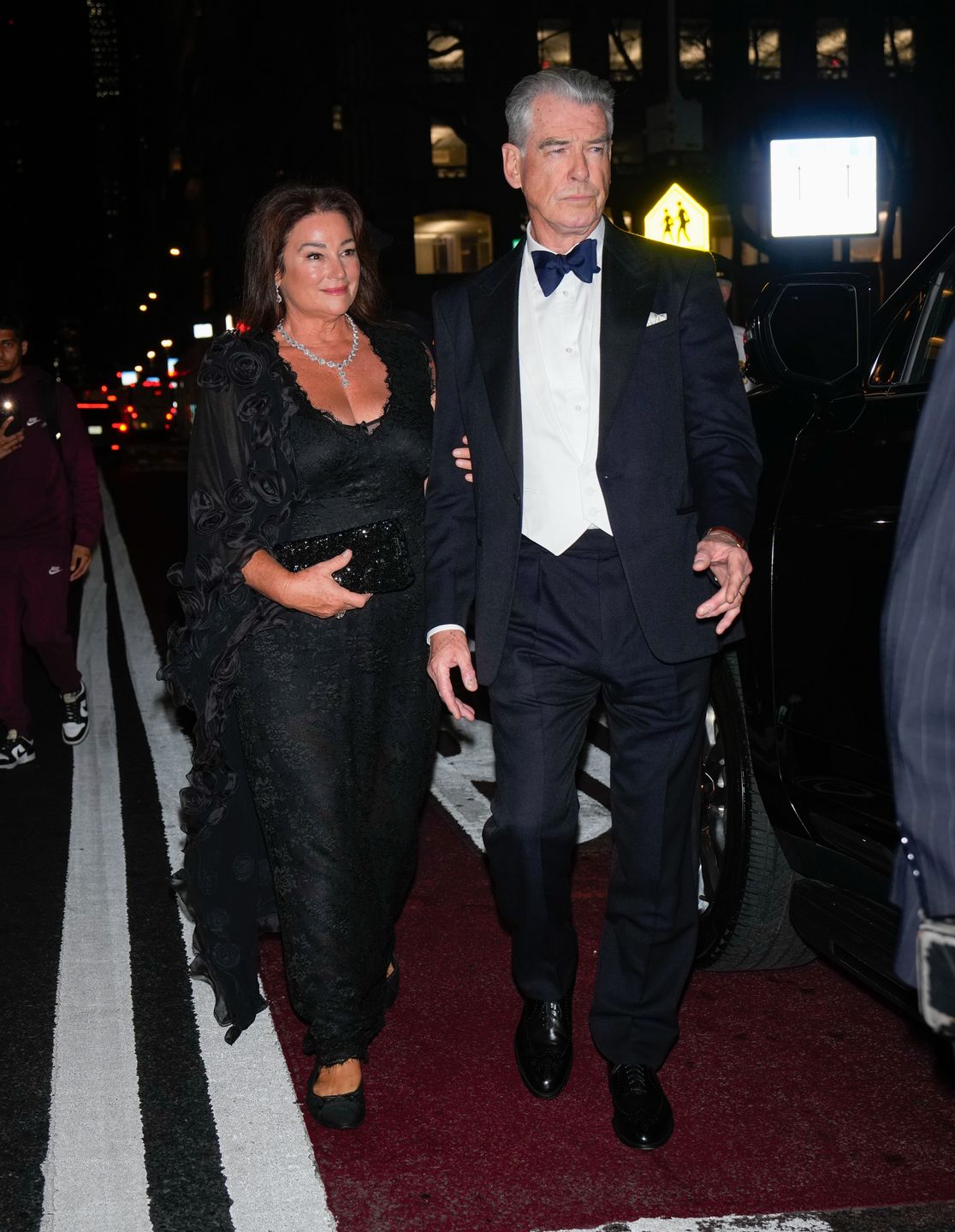Pierce Brosnan i Keely Shaye Smith 