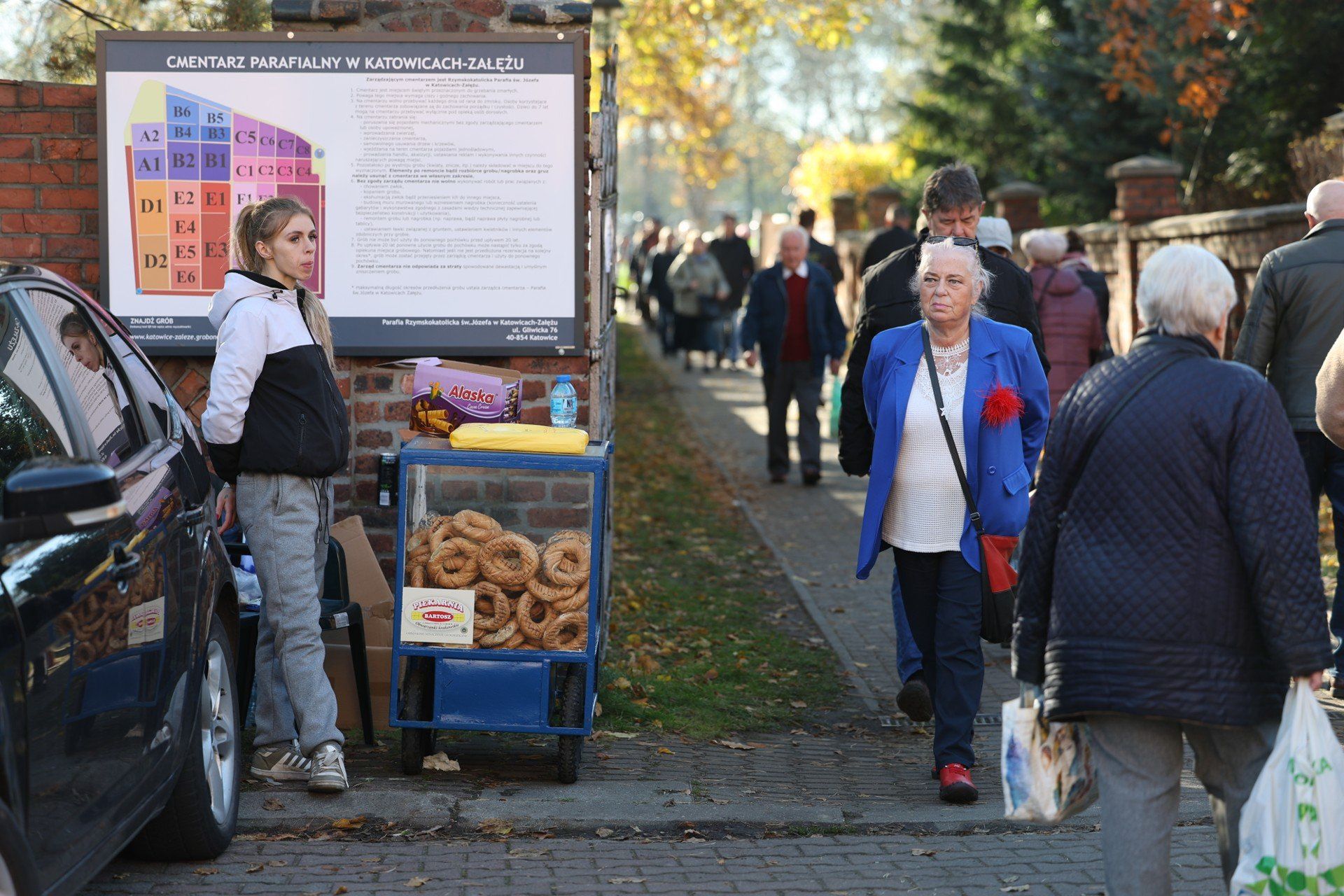 Sprawdziliśmy menu przed cmentarzami w województwie śląskim w dniu Wszystkich Świętych