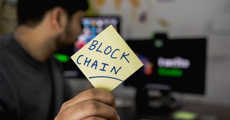 Jak blockchain i smart contracts zmieniają rynek finansowy?