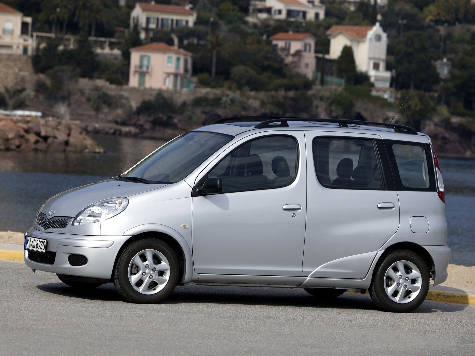 Toyota Yaris Verso