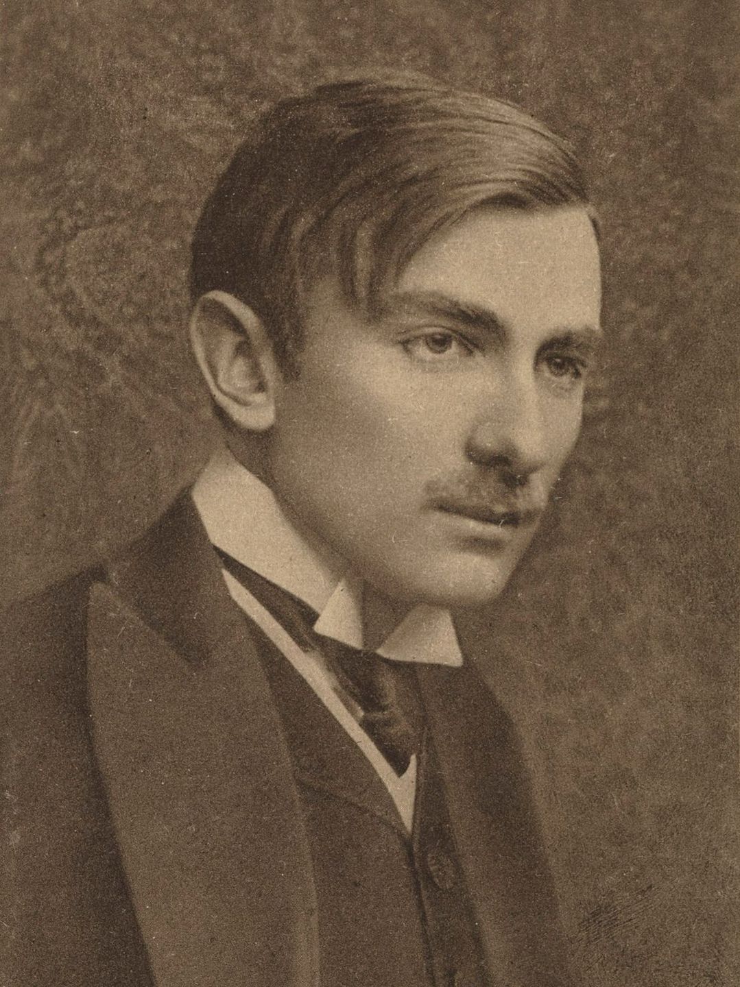 Karol Szymanowski. Zdjęcie wykonane między 1912 a 1918 rokiem 