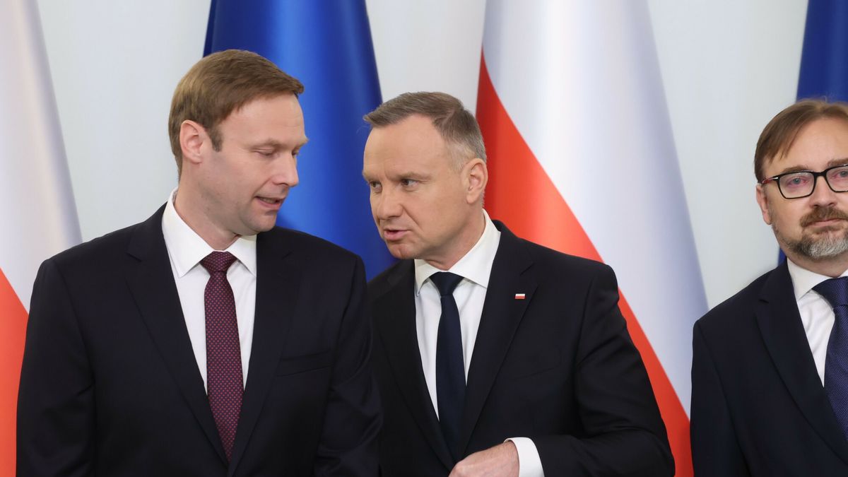 Marcin Mastalerek szefem gabinetu prezydenta
24.10.2023 Warszawa Palac prezydencki. Powolanie przez prezydenta Andrzeja Dude Marcina Mastalerka na nowego szefa  prezydenckiego gabinetu.
fot. Jacek Dominski/REPORTER
n/z: , Marcin Mastalerek, Andrzej Duda, Pawel Szrot, ,
Jacek Dominski/REPORTER