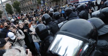 300 tys. Rosjan ma iść na wojnę. "Będą mięsem armatnim"