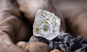 Diamenty nie są wieczne. Stworzył je człowiek pracujący nad perpetuum mobile