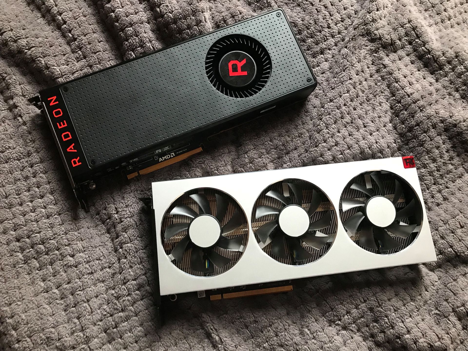 AMD Radeon VII – test. Czy GeForce RTX 2080 ma się czego obawiać? 3