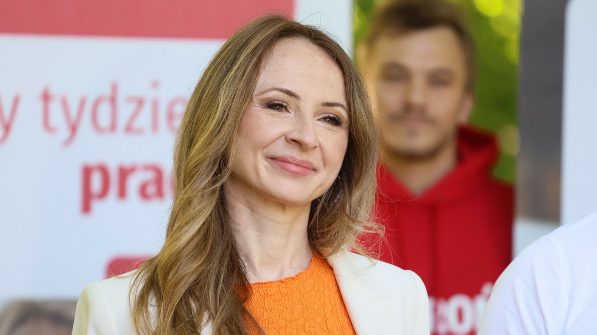 Ministra pracy Agnieszka Dziemianowicz Bąk