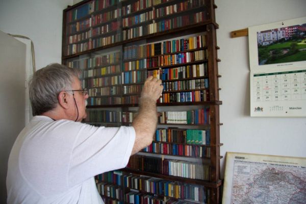 Największa na świecie kolekcja najmniejszych książek 2