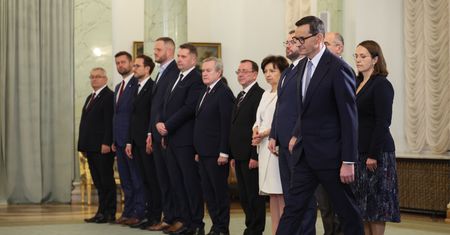 Połowa ministrów do wymiany? Rzecznik rządu zdradza