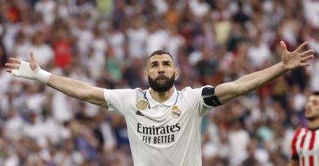 Saudyjczycy rozbijają bank dla piłkarzy. Benzema zarobi 50 tys. zł na godzinę