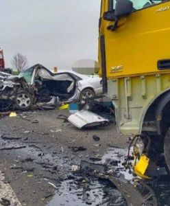 Kierowca audi zginął. Moment wypadku zarejestrowała kamera