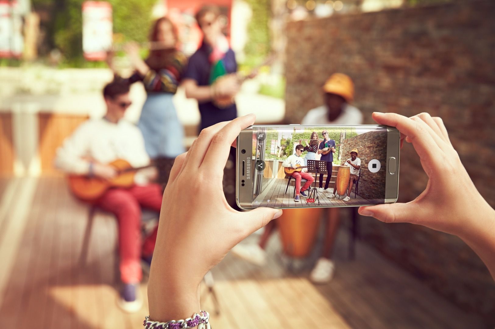 #wSkrócie: Galaxy S7 z aparatem 12 Mpix, LG GizmoGadget oraz porównanie wytrzymałości Moto X Force i reszty świata 1