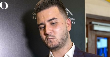 Bartłomiej Misiewicz zatrzymany w Wiedniu w trakcie JAZDY PO ALKOHOLU. Miał prawie 1,5 promila!