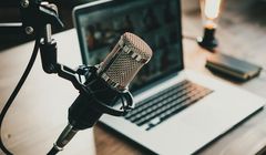 Wiadomo, kto słucha podcastów w Polsce. Poznaliśmy dane