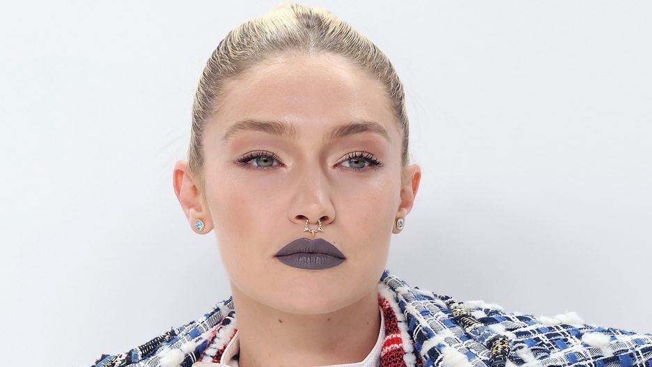 Gigi Hadid w rockowej stylizacji