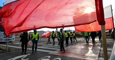 Zaczął się nowy protest rolników. Na miejsce przyjedzie minister