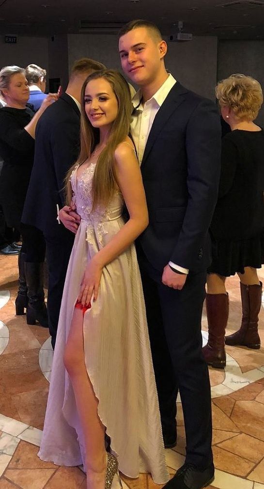 Wiktoria Gąsiewska na studniówce