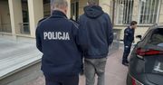 Zniszczył drzwi w centrum Warszawy. Policja zareagowała błyskawicznie