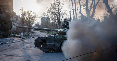 Wojna w Ukrainie. "Zginą kolejni obrońcy kraju". Ostrzegają przed ruchem Rosjan