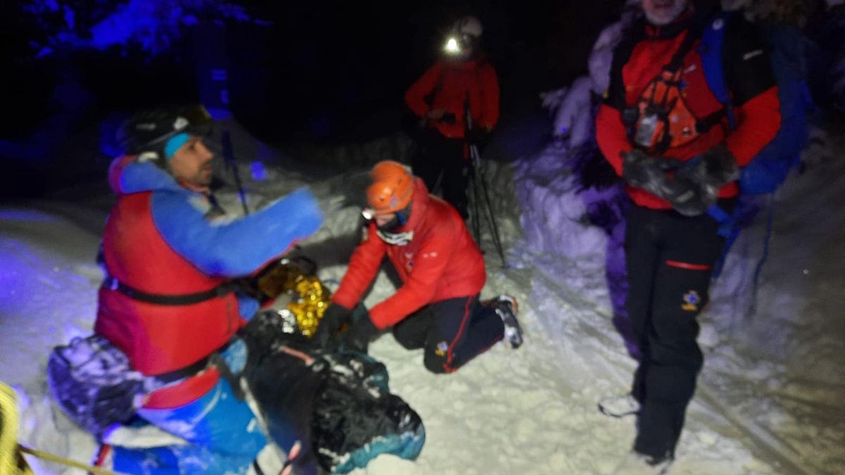 Tylko w miniony weekend ratownicy Grupy Beskidzkiej GOPR przeprowadzili w sumie 16 wypraw i akcji ratunkowych.